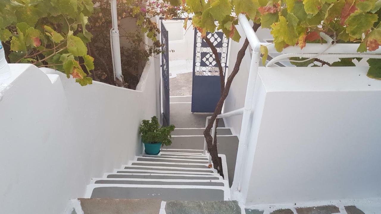 Blue Island Apartment Batsi  Exterior photo